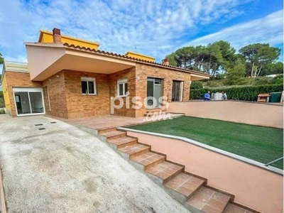 Casa adosada en venta en Can Claramunt en Piera por 235.000 €
