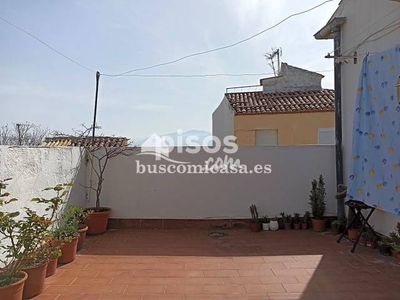 Casa adosada en venta en La Magdalena