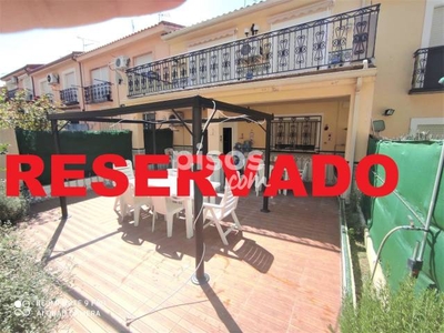 Casa adosada en venta en Méntrida