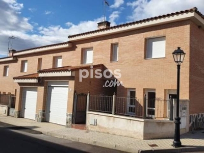 Casa adosada en venta en Quismondo