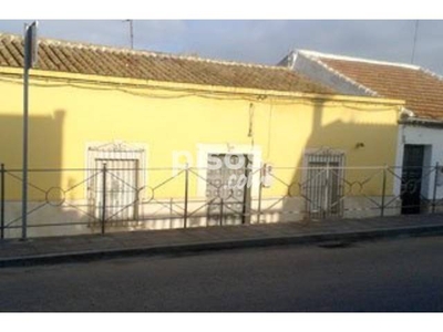 Casa en venta en Calle de la Verbena, cerca de Calle del Toboso