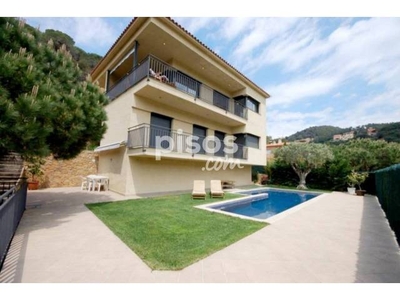 Casa en venta en Canyelles-La Montgoda