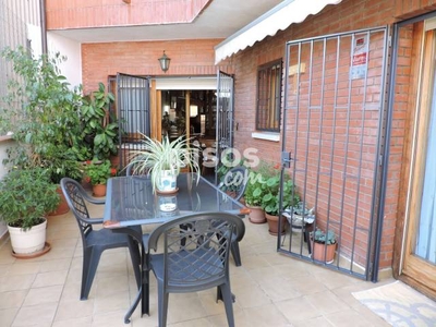 Casa en venta en Carrer del Penedès, cerca de Carrer del Pallars