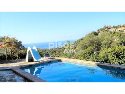 Casa en venta en Lloret de Mar en Roca Grossa-Serra Brava por 590.000 €