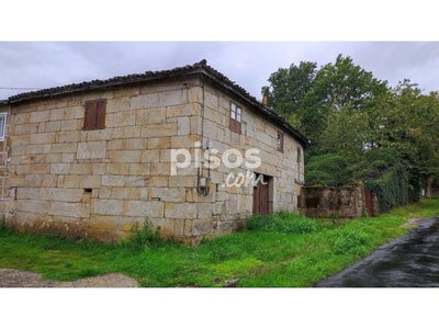 Casa pareada en venta en Amoeiro en Amoeiro por 27.000 €
