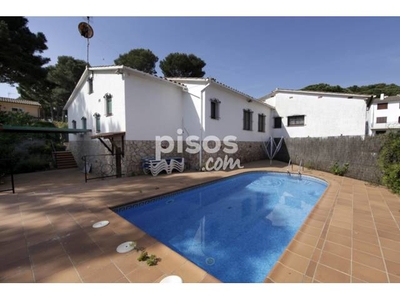 Casa pareada en venta en Avinguda dels Arenals de Mar