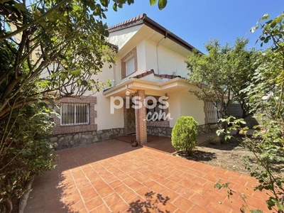 Casa pareada en venta en Calle de Matalasganas, 24