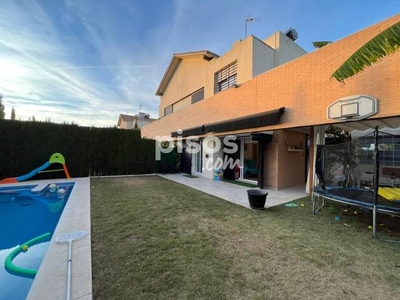 Casa pareada en venta en Calle Garnacha, nº 2