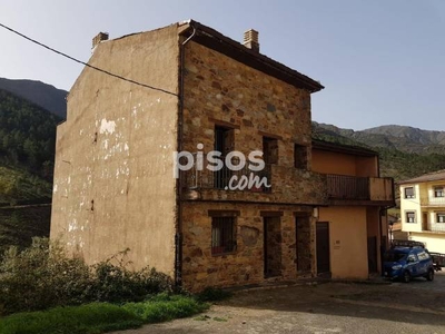 Casa unifamiliar en venta en Casares de Las Hurdes - Casarrubias