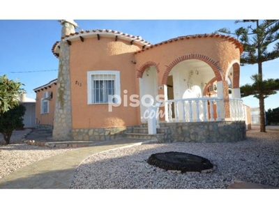 Casa unifamiliar en venta en El Chaparral en La Siesta-El Salado-Torreta-El Chaparral por 320.000 €