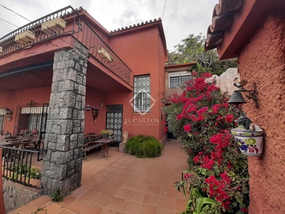 Casa / villa de 225m² en venta en pedregalejo, Málaga