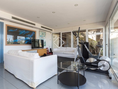 Casa / villa de 663m² con 300m² de jardín en venta en Esplugues