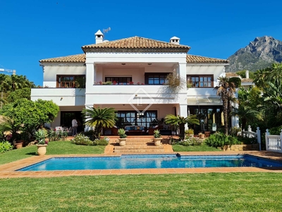 Casa / villa de 696m² con 114m² terraza en venta en Milla de Oro