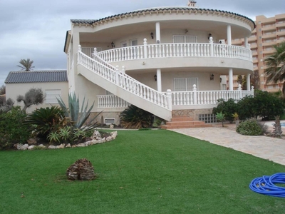 Chalet en venta en La Manga del Mar Menor, Murcia