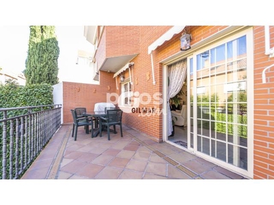 Chalet pareado en venta en Aravaca