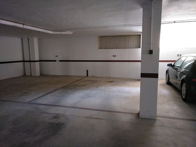 Garaje en venta en Orihuela de 37 m²