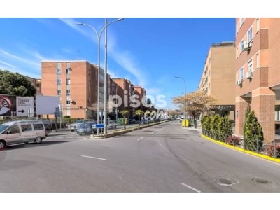 Piso en venta en Avda. Constitución en Zona Noroeste por 120.000 €