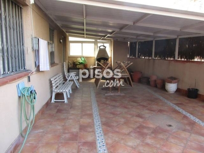 Piso en venta en Calle Carrer Ramon J. Sender, 9 en Centre por 214.500 €