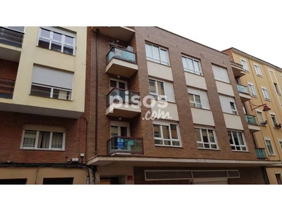 Piso en venta en Calle de Ildefonso Fierro Ordóñez en La Lastra por 150.000 €