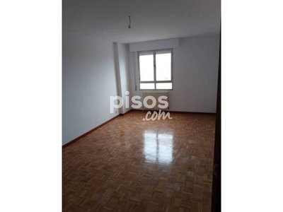 Piso en venta en Calle de los Álamos