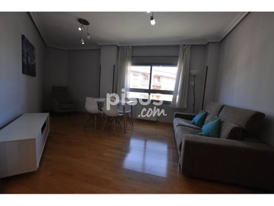 Piso en venta en Calle de Santa Luisa de Marillac en Campus Universitario por 147.950 €