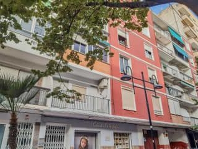 Piso en venta en Canals de 85 m²