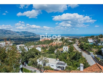 Piso en venta en El Paraíso-Atalaya-Benamara