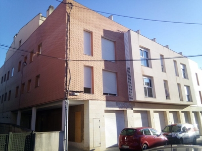 Piso en venta en Vilallonga Del Camp de 74 m²