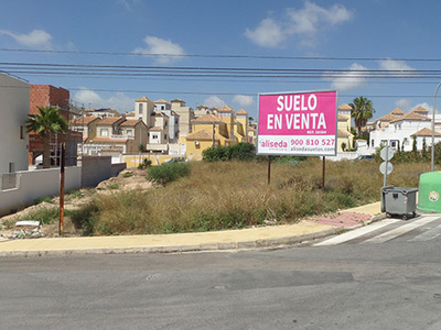 Terreno en venta en calle Sevilla (Nº17 Según Catastro), Calle Málaga Y Prol, San Miguel De Salinas, Alicante