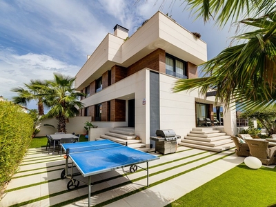 Torrevieja villa en venta