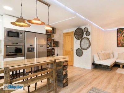 Apartamento de 2 habitaciones en alquiler en San Fermín, Madrid