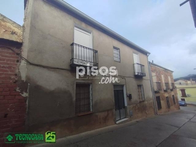 Casa adosada en venta en Calle de Tercia