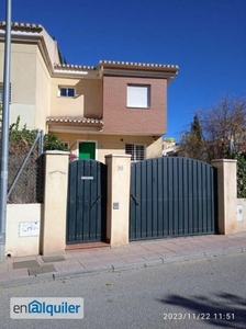 Casa en Alquiler en Cenes De La Vega
