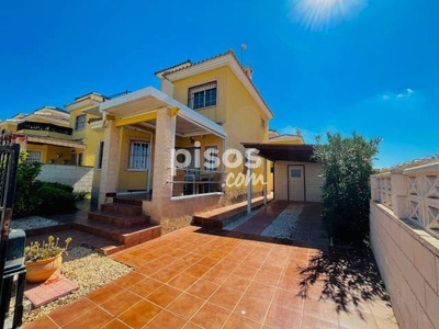 Casa en venta en Calle Avenida de Las Naciones 3, 03187 Algorfa