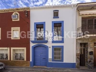 Casa en venta en Vilafranca del Penedes
