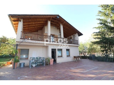 Chalet en venta en Aravell