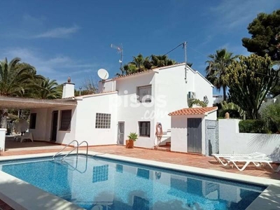 Chalet en venta en Cala Advocat-Baladrar