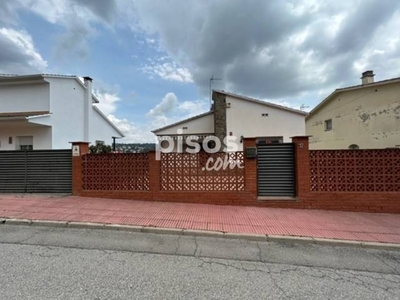 Chalet en venta en Calle Josep Maria de Segarra