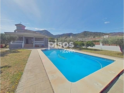 Chalet en venta en Manantiales-Cortijos del Sol-Fuensanguínea