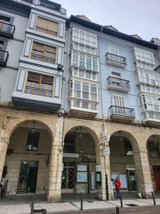 Piso en calle Hernan Cortes, Santander