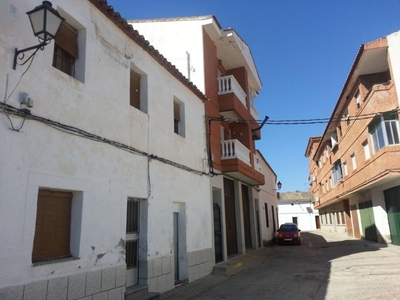 Piso en venta en Alcaudete De La Jara de 71 m²