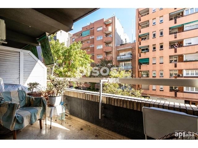 Piso en venta en Ronda del Ponent, cerca de Carrer de Valentí Almirall