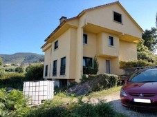 Venta Chalet en Camino da Tomada 13 Baiona. A reformar 558 m²