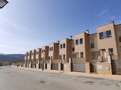 Casa en Urb. FCOFERNANDEZ PAQUILLO, Villanueva de las Torres