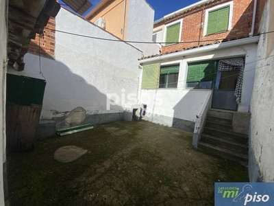 Casa en venta en Calle de Felipe Santander en Tordesillas por 59.000 €