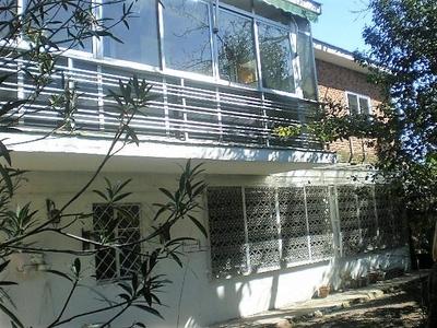 Casa adosada de alquiler en Aravaca
