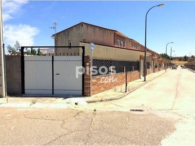 Casa pareada en venta en Calle los Robles, Otero Toledo, España