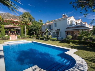 Casa / villa de 1,500m² con 2,400m² de jardín en venta en Sierra Blanca