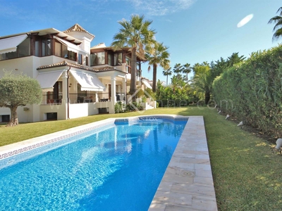 Casa / villa de 490m² con 1,450m² de jardín en venta en Sierra Blanca