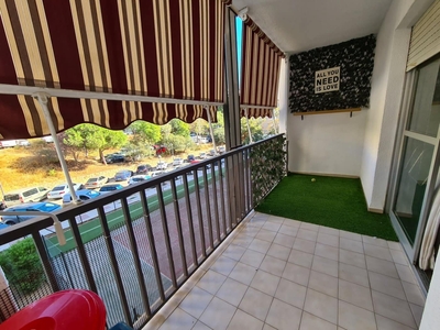 Piso en venta en Sierra de Estepona - Avda. de Andalucía, Estepona, Málaga